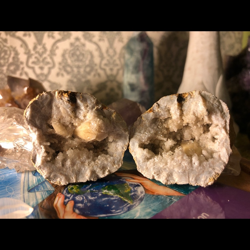 Quartz Geode complete from Iowa